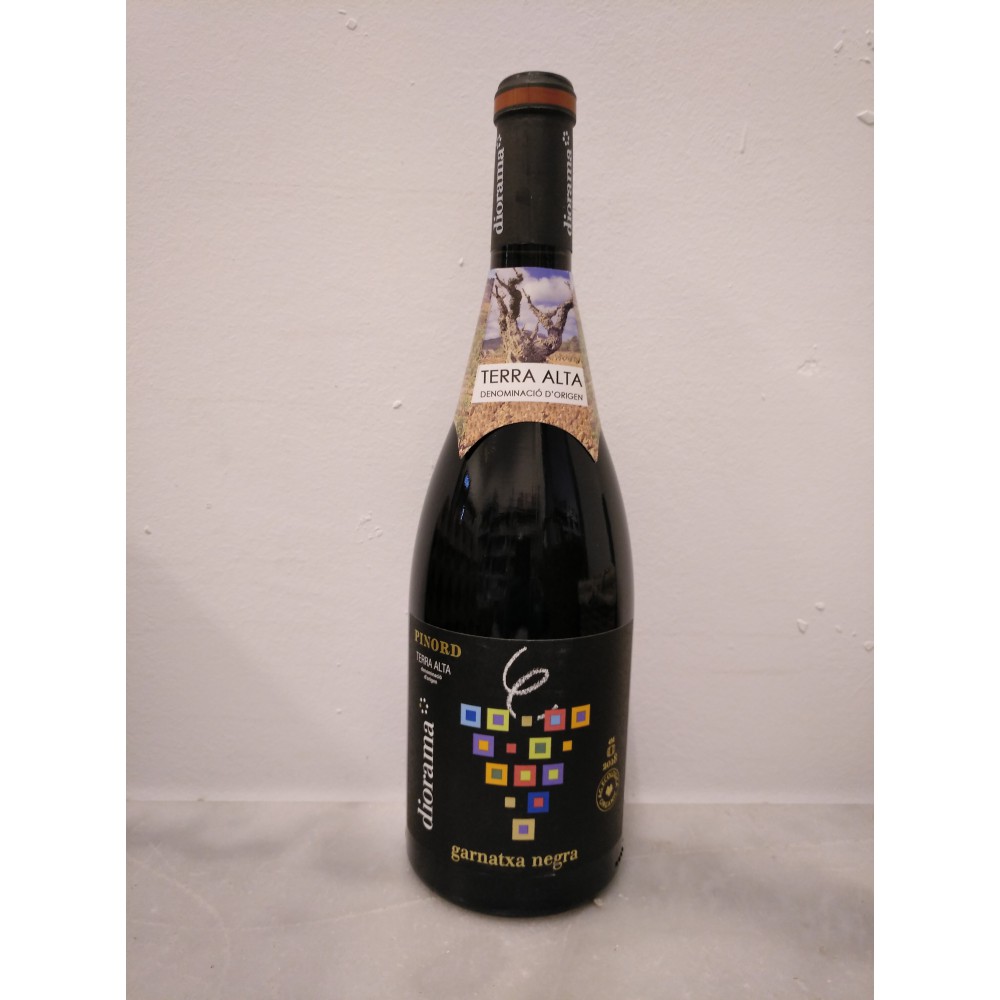 Vino tinto garnatxa Pinord