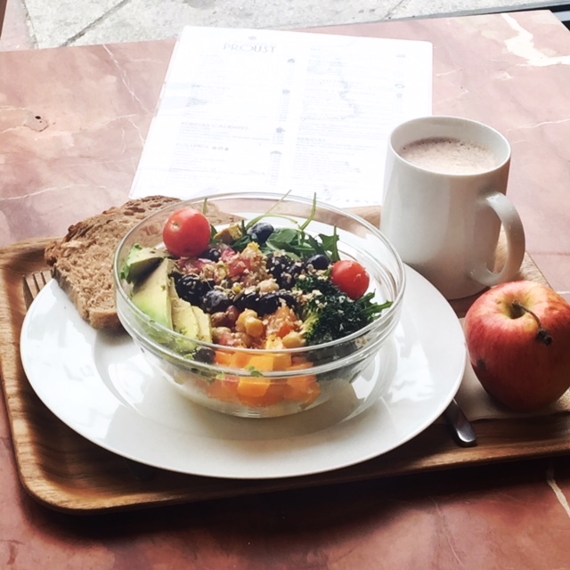 MENÚ 2 BOWLVEGAN + MANZANA